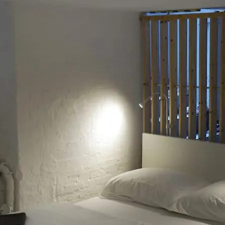 Central, Cozy & Beautiful Designed 2-rooms Apt. Near River Apartman Berlin