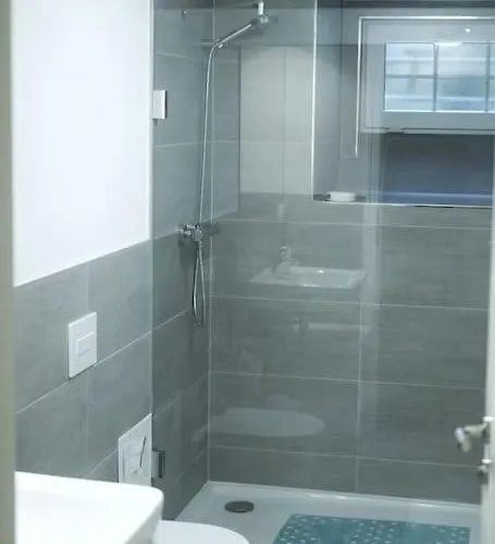 Central, Cozy & Beautiful Designed 2-rooms Apt. Near River アパート