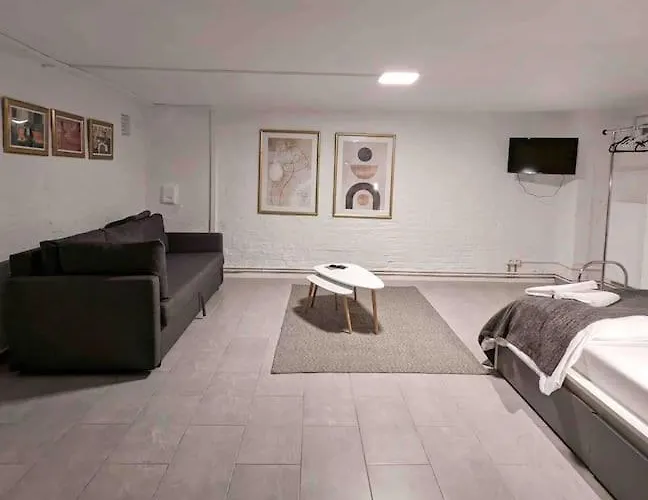 Central, Cozy & Beautiful Designed 2-rooms Apt. Near River * 柏林