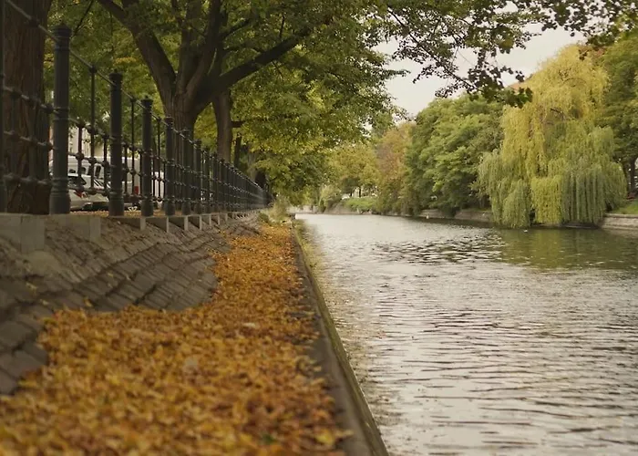 Central, Cozy & Beautiful Designed 2-rooms Apt. Near River