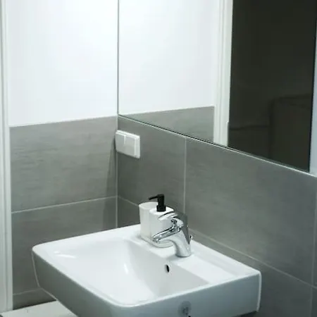 Central, Cozy & Beautiful Designed 2-rooms Apt. Near River * Βερολίνο